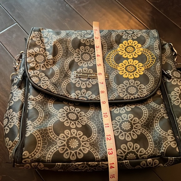 Petunia Pickle Bottom bag - Picture 12 of 12